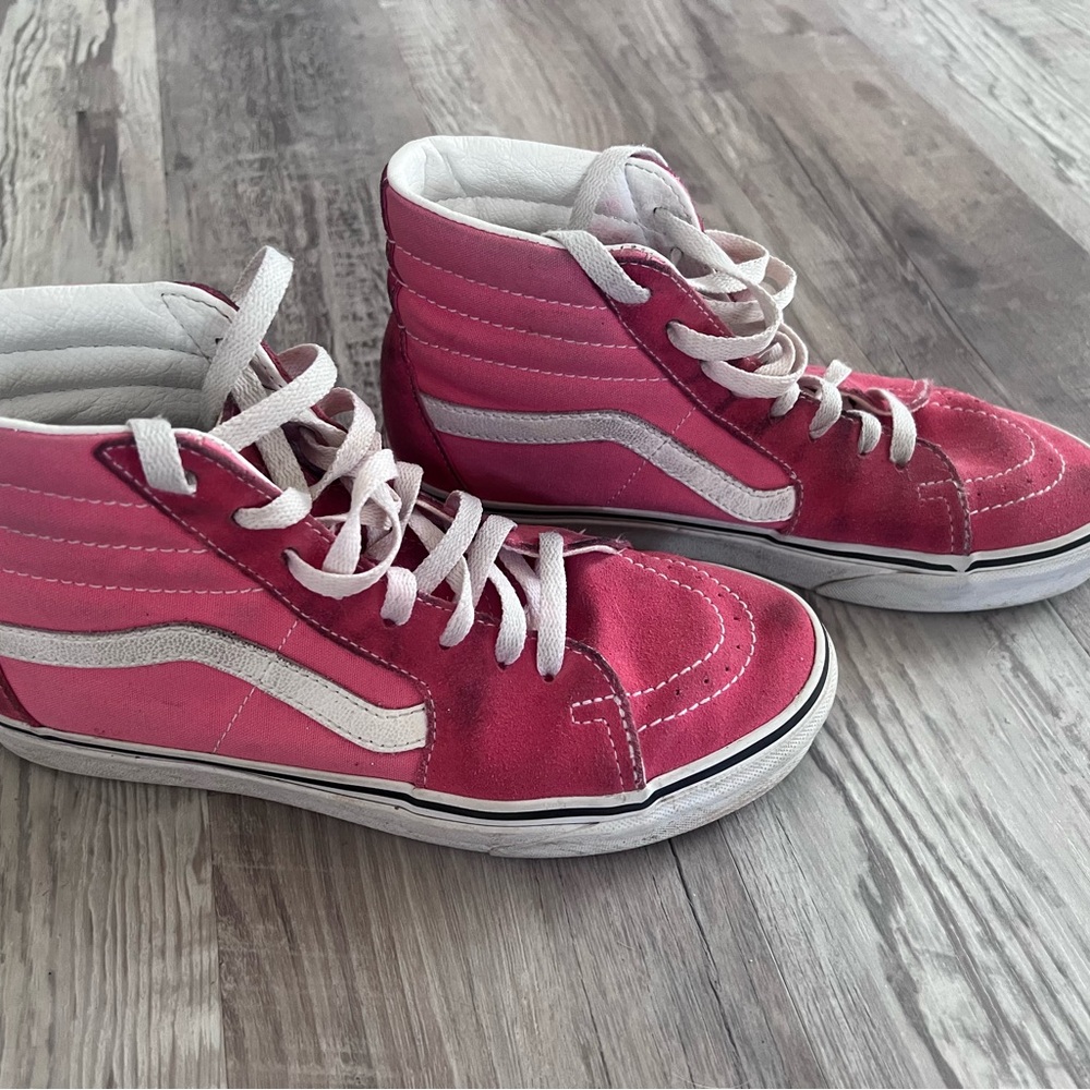 VANS size 8 women high tops, pre owned